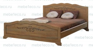Кровать Муза из массива дерева