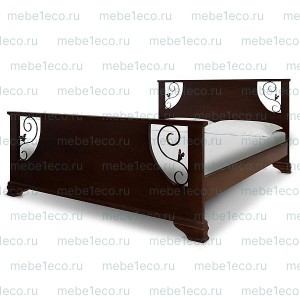 Кровать Камила из массива дерева