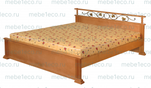 Кровать Ева из массива дерева