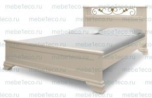 Кровать Агата из массива дерева