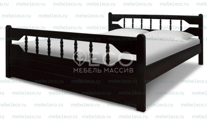 Кровать Теона из массива дерева
