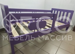 Кровать Сатурн из массива дерева